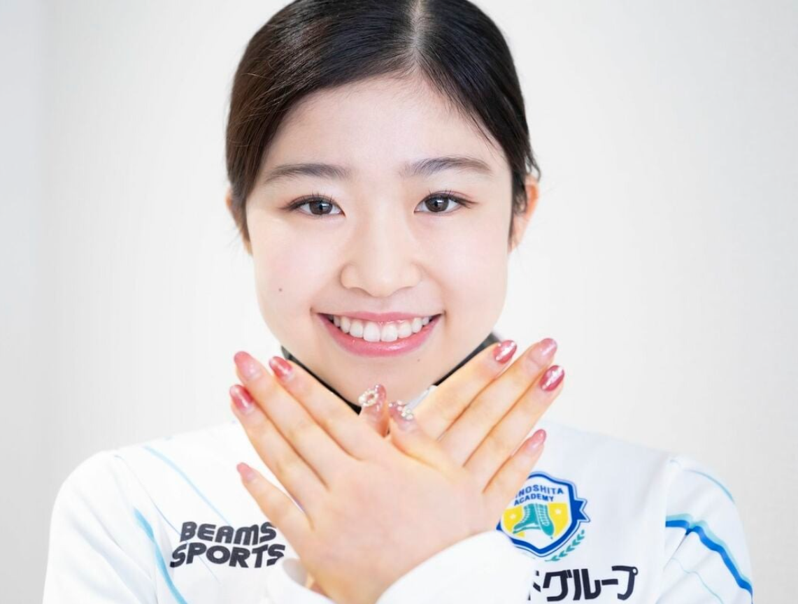 千葉百音　二重　いつから