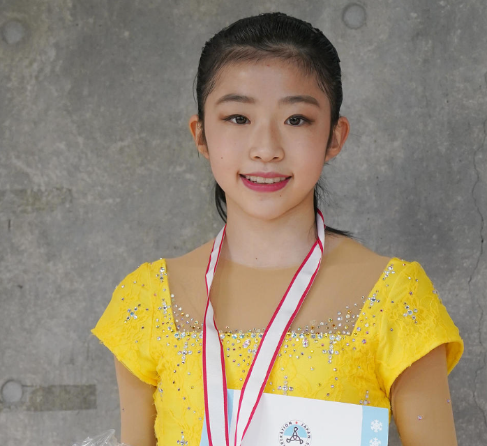 千葉百音　二重　